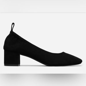 Everlane size 10.5 The Day Heel in black suede